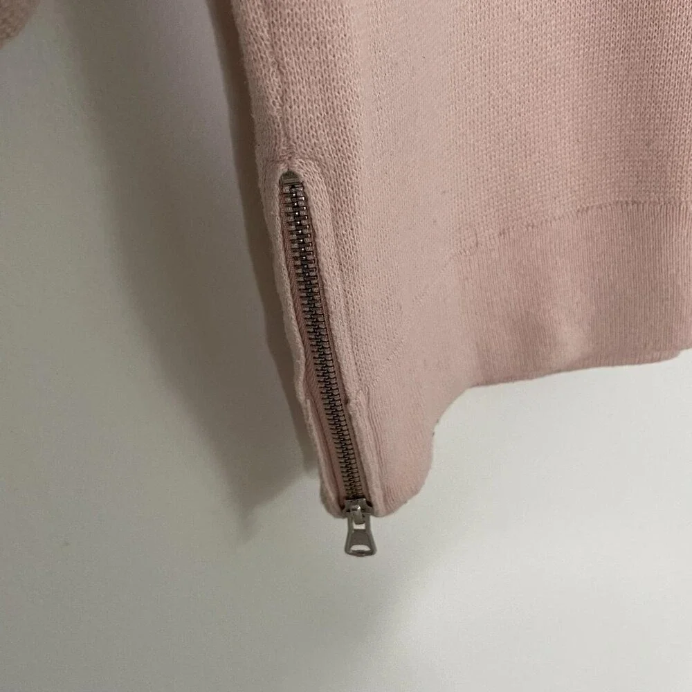 Levi's‎ Sweater Womens XS Pink Blush Crewneck Side Zip Knit Pullover Balletcore